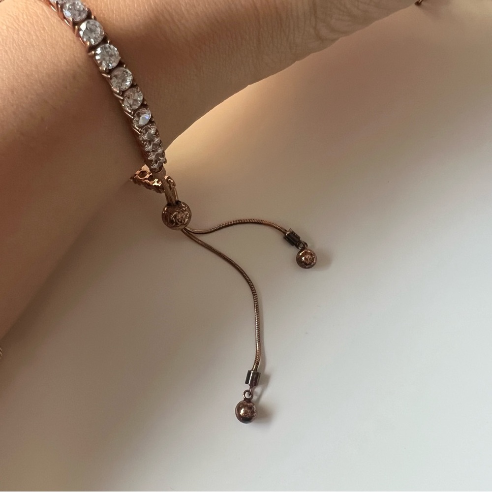 Diamonique adjustable tennis bracelet - Picture 3 of 9